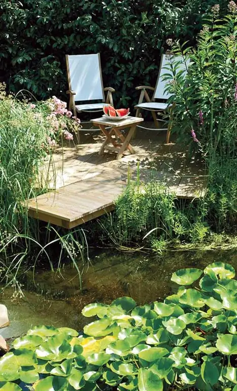 Построй свою собственную пристань для пруда