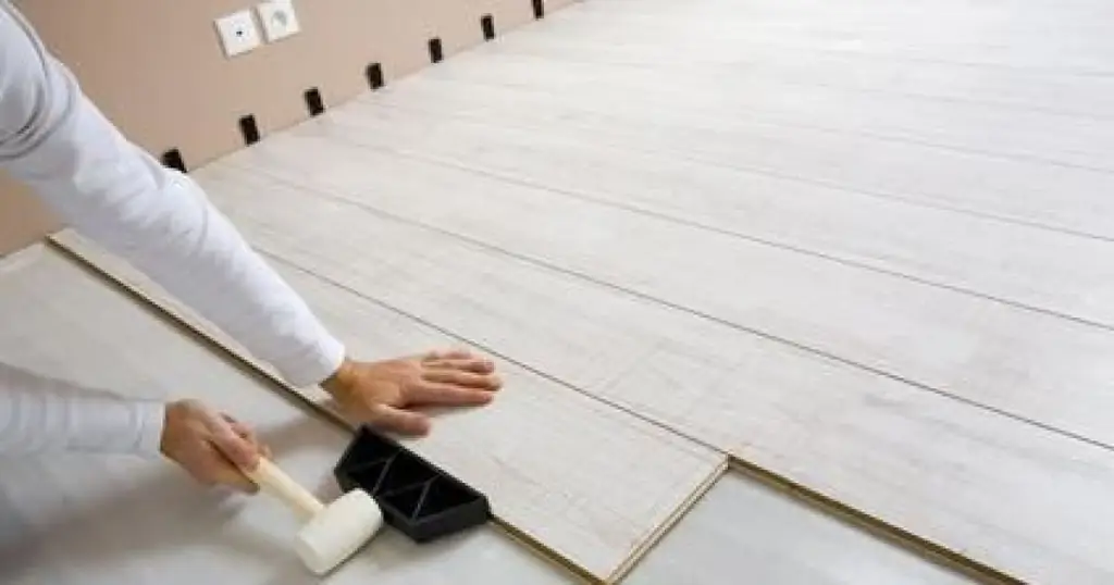 Укладка плавающего пола