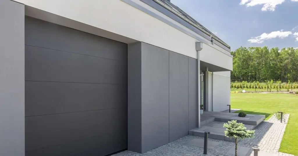 Уплотнители гаражных ворот: боковые, нижние, пороговые, вертикальные