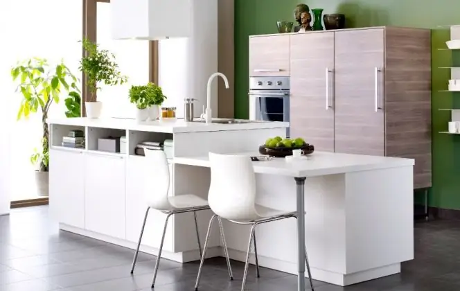 Кухня с островом от Ikea &copy; Ikea
