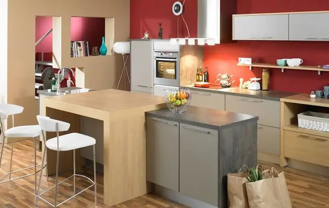 Кухня Dolce с островом от Cuisine Ixina &copy; Cuisine Ixina