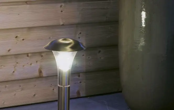 Уличный столб Inspire от Leroy Merlin &copy; Leroy Merlin