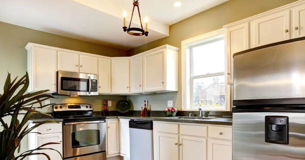 Можно ли положить паркет на кухню ?