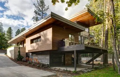 Уютный домик в лесу