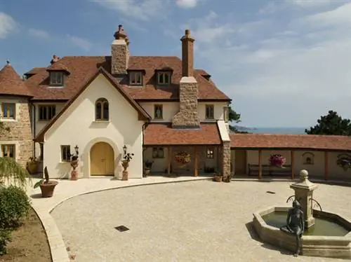 Дом на Гернси с оттенком класса