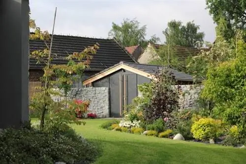 Невидимый семейный дом