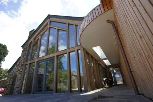 Специальная реконструкция охраняемого дома в Корнуолле