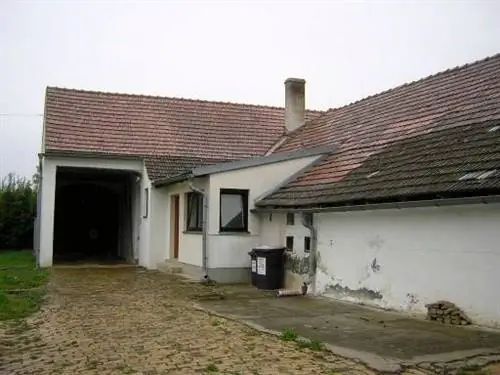 Этот старый фермерский дом становится семейным домом мечты