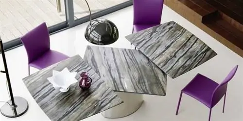 Раздвижной стол Adler от лондонской компании IQ Furniture