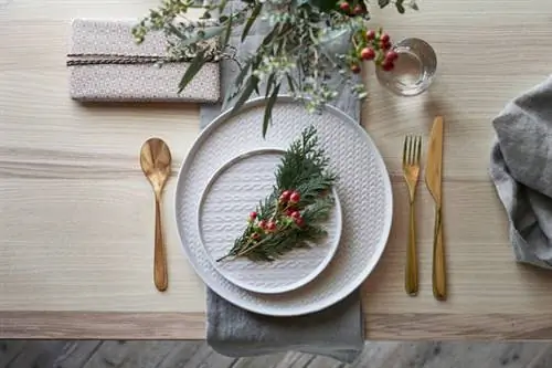 Простые новогодние украшения своими руками