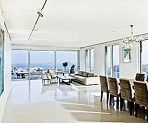 Современная квартира в Тель-Авиве с прекрасным панорамным видом