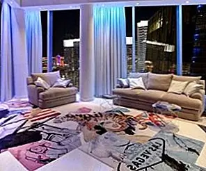 Экстравагантный и современный дизайн интерьера квартиры Марк Трейси