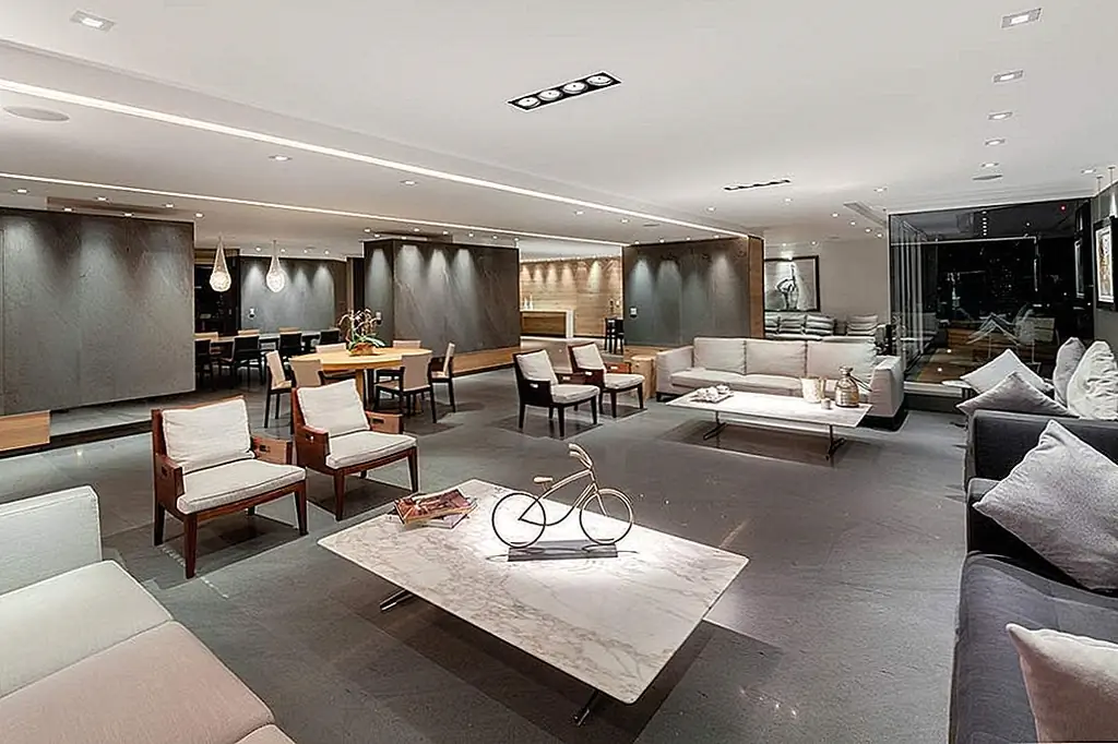 Современный пентхаус с панорамным видом на Мехико