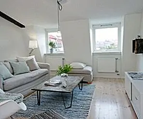 Квартира, которая показывает нам, что белые стены также могут быть уютными