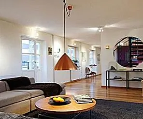 Просторная и светлая 4-комнатная квартира в Стокгольме