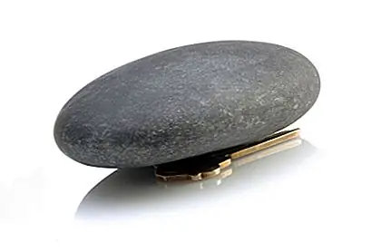 Если вы решите использовать брокера, вы должны сначала спросить о платеже. Попросите брокера рассказать вам окончательную плату, потому что они могут сказать вам небольшую цену, чтобы узнать, что в конце есть скрытые расходы. Вы должны знать все, прежде чем подписывать какие-либо документы.