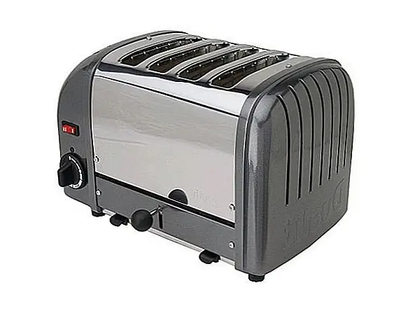 Эта деталь доступна по цене от $ 240 до $ 320, и это одна из самых популярных и практичных моделей, которые вы можете найти. Он поставляется в двух вариантах: с двумя или с четырьмя отверстиями. Поэтому, если вы одиноки или это только вы и ваш партнер, выберите тот, у которого есть только два отверстия. Но если у вас средняя или большая семья, вы можете подумать о покупке другой модели с четырьмя открытиями, чтобы каждый мог готовить тосты в одно и то же время и облегчать работу каждого.