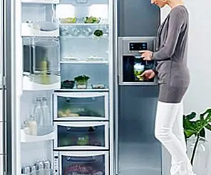 Просто еще один холодильник AEG Side by Side