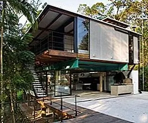 Современный и стильный летний дом в Бразилии