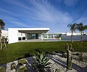 Вилла GM с захватывающим видом на море