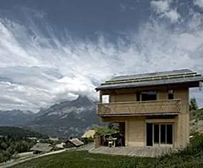 Простой, но красивый дом Андреаса Фурримана и Габриель Хахлер