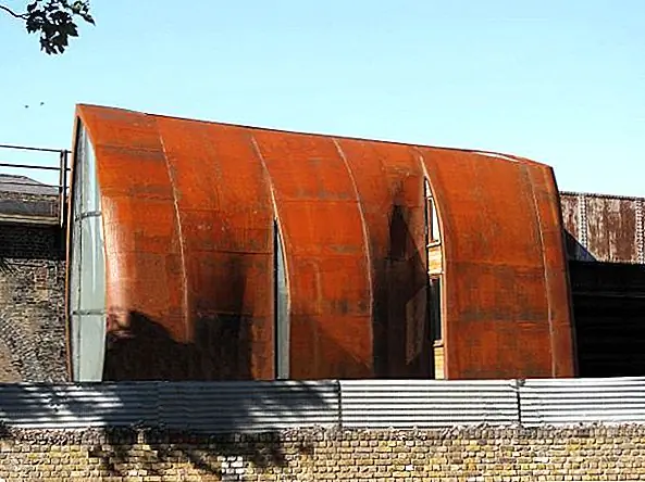 Archway Studios - прототип, построенный вокруг виадука