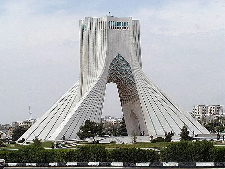 Башня Азади в Тегеране - Иран