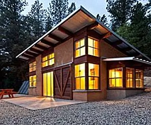 Небольшой устойчивый дом в Калифорнии от Arkin Tilt Architects