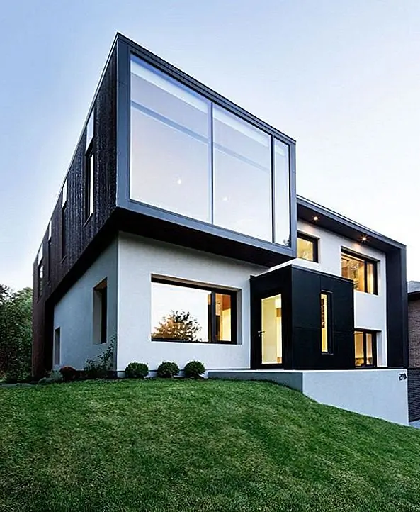 Полная реконфигурация дома 1950-х годов в Монреале