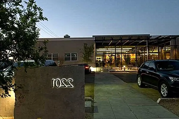 Современные, яркие и динамичные офисы для Фонда Лэнса Армстронга