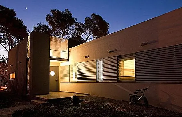 Современная семейная резиденция Генделя в Emek Israel