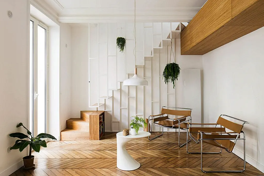 Эфирная лестница в парижском расширении