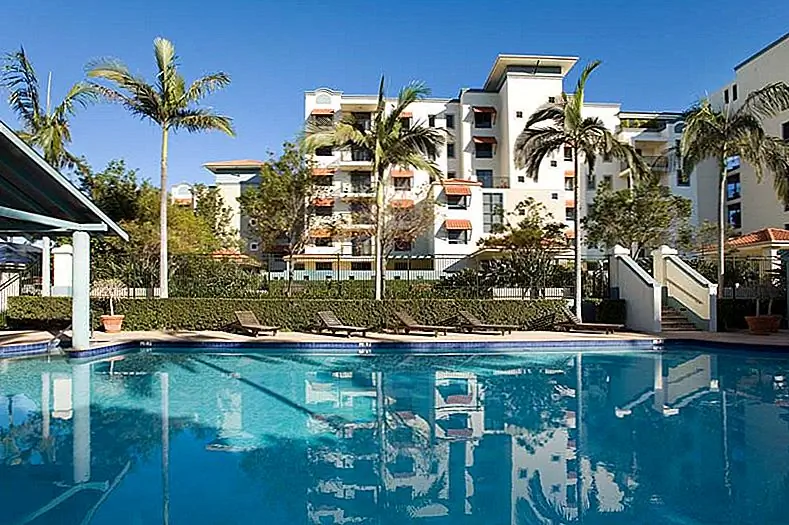 Полностью оборудованный пентхаус с великолепным видом на реку Брисбен