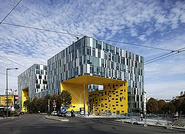 Внедрение офисного здания Aztec Serpent во Франции