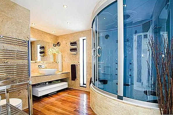 В настоящее время он продается за 1 395 000 фунтов стерлингов. Собственность покрывает общую поверхность 2 582 квадратных футов. Он имел 4 спальни и 3 ванные комнаты, а также тропические сады, отдельный сад и большую террасу на крыше. Он был полностью отремонтирован нынешними владельцами. Полный адрес, где вы можете найти это место жительства, - Холм Бров, Хоув Восточный Сассекс, BN3, Великобритания.