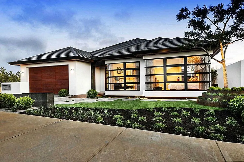 Японско-вдохновленное отступление, создающее успокаивающее настроение: дом Азуми