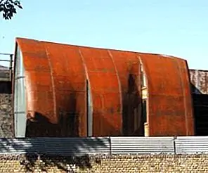 Archway Studios - прототип, построенный вокруг виадука