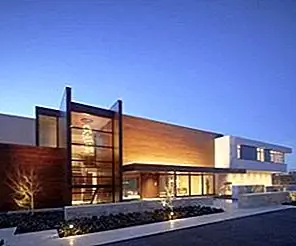 Место жительства OZ для молодой пары с двумя детьми