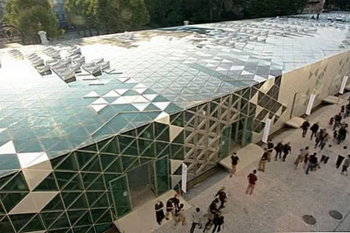 Центр солнечной энергии Международного дизайна раскрыт