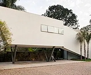 The Offset House - впечатляющий пример прекрасной современной архитектуры