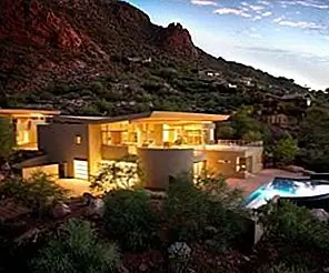 Небесная резиденция в долине Рая