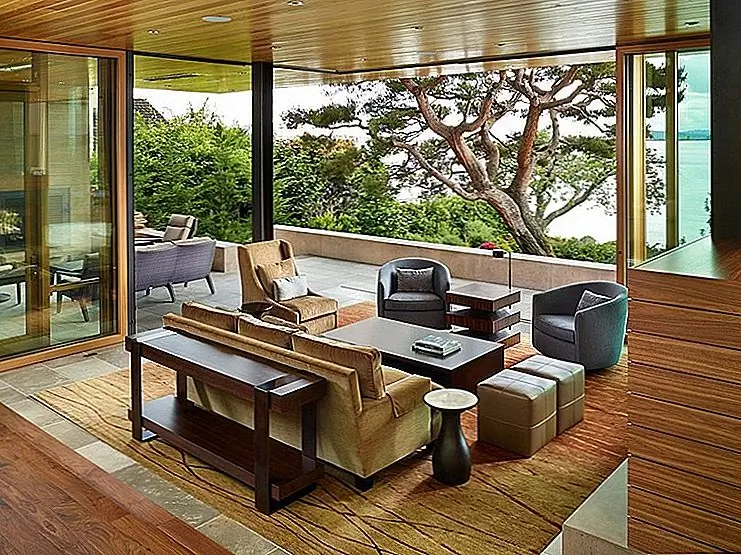 Террасы, сады и подметание Просмотров: Дом во дворе в Сиэтле