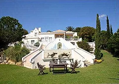 Сегодняшний дом мечты в Кама-де-Вака