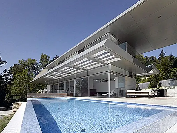 Ультра-современный дом с видом на город Линц