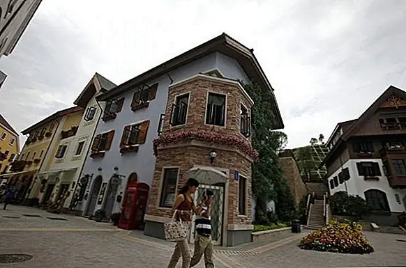 Первая в мире клонированная деревня теперь открыта для посетителей