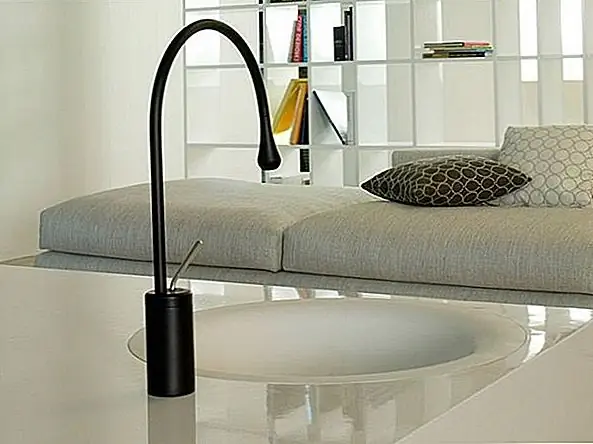 Goccia - изящная коллекция сборщиков ручной работы