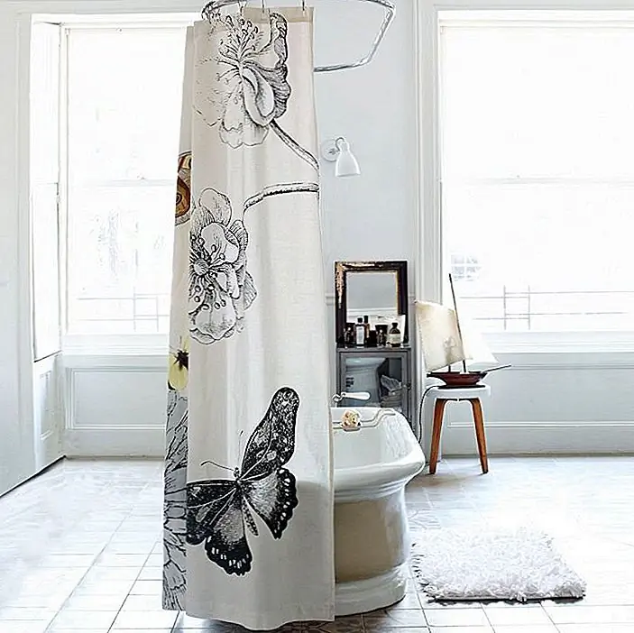 Занавес для душа с рисунком бабочки