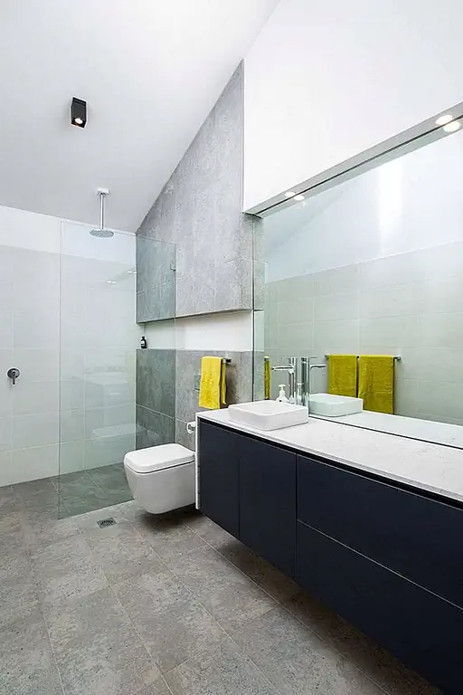 Поскольку настенные труженики считаются специальными предметами, они значительно дороже обычных туалетов. Сами предметы стоят намного дороже, и стоимость установки обычно удваивает это число.