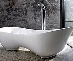 Асимметричная ванна от Cabrits