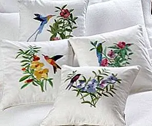 Вышитые подушечки для вышивки Hummingbird